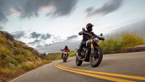 2025 Triumph Scrambler 400 X